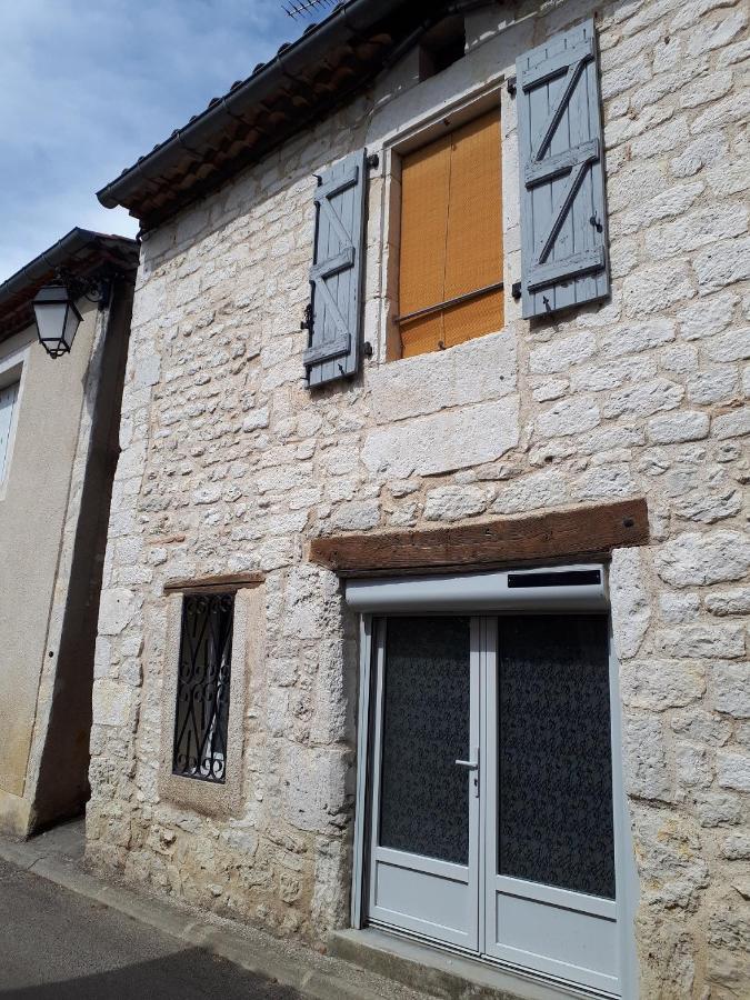 La Maison De Juliette En Bas Lascabanes Exteriör bild